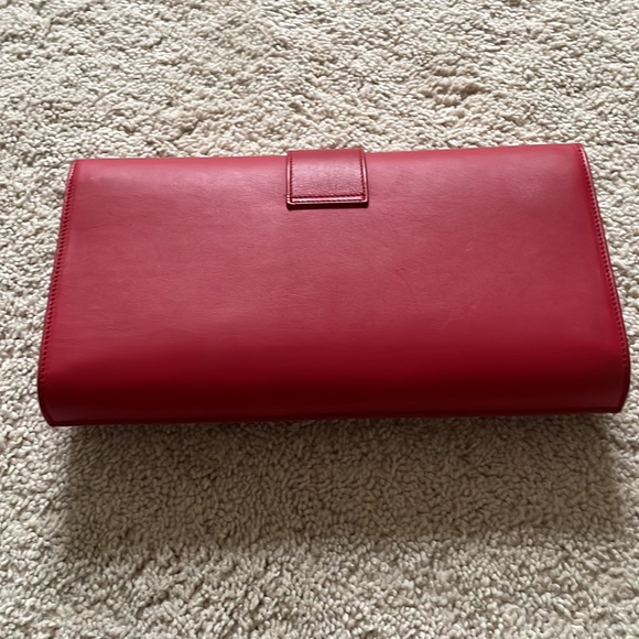 Saint Laurent Red clutch - Picture 2 of 5